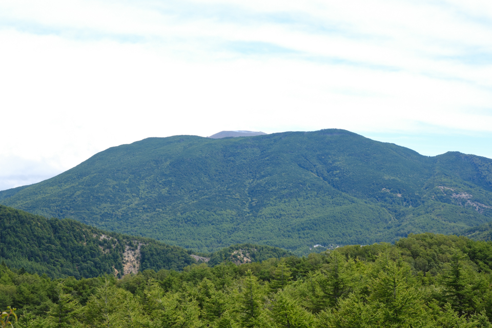 村界の丘から見た浅間山